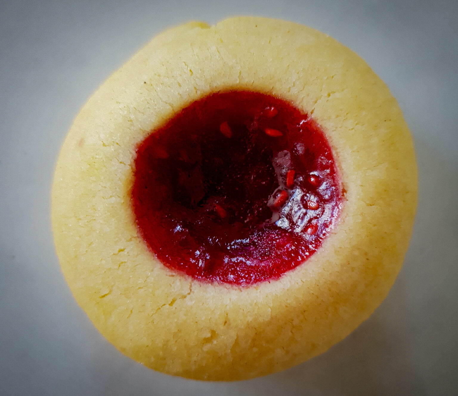 Swedish Raspberry Swedish raspberry caves - Fika with M